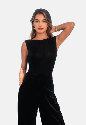 Cupshe ALLURING WITH PLUNGING BACK - Top - black