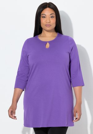 KEYHOLE CUTOUT 3/4 SLEEVE - Pitkähihainen paita - purple