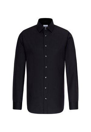 Camicia nera a maniche lunghe con bottoni frontali e colletto aperto, mostrata su sfondo bianco.