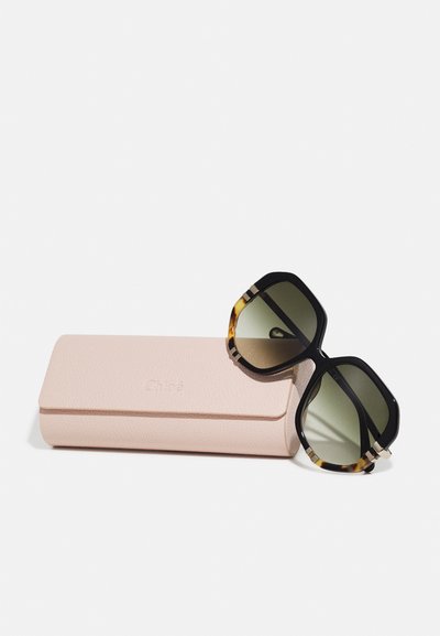 CHLOÉ Sunglasses - black/green