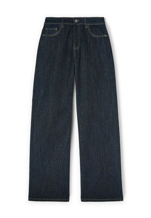 Dunkelblaue Jeans mit weitem Bein, die kleine dekorative Löcher im Stoff aufweisen und im klassischen Fünf-Taschen-Stil gestaltet sind.