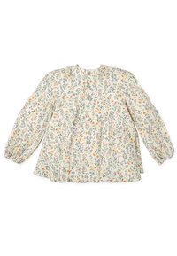 Blusa floral ligera de manga larga, con un patrón de flores multicolor sobre un fondo crema y cierre de botones en el cuello.