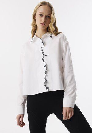 CONTRAST EMBROIDERED - Camicia - ecru