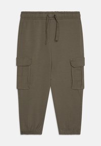 Seleccionado, tea leaf