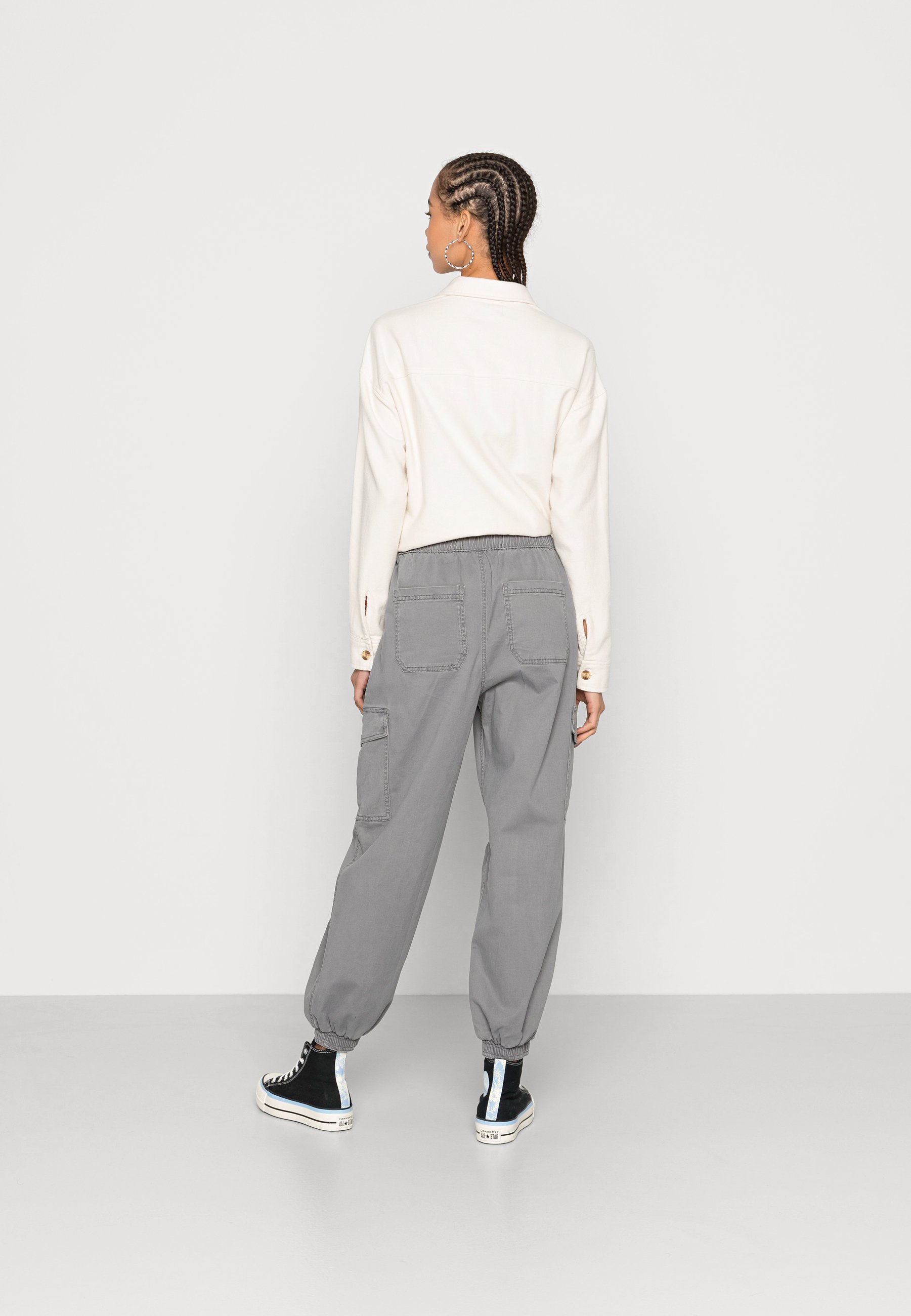 hollister cargo trousers