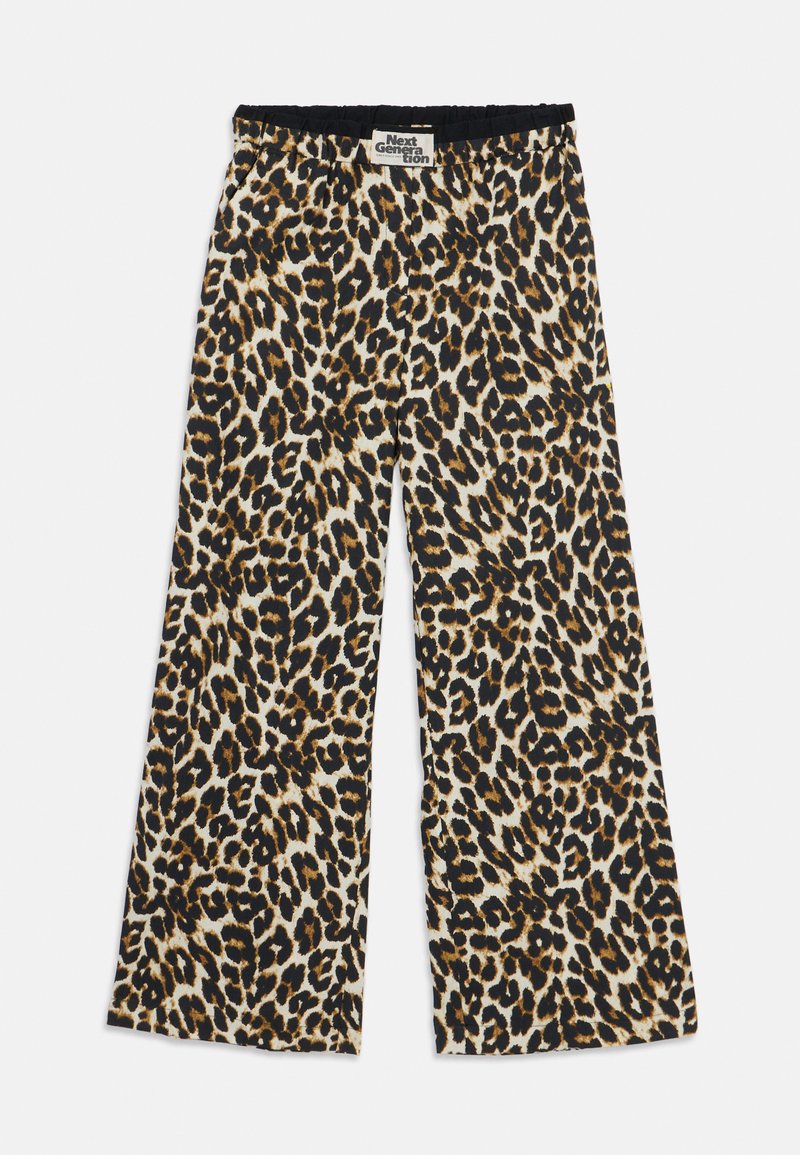 Calças largas em estampado de leopardo com uma faixa elástica na cintura, apresentando tons de preto, castanho e creme, feitas de um tecido suave e texturizado.