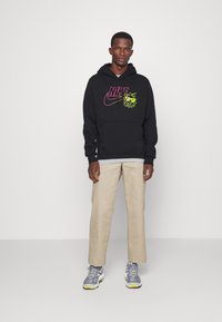 Nike Sportswear HOODIE - Camisola - black