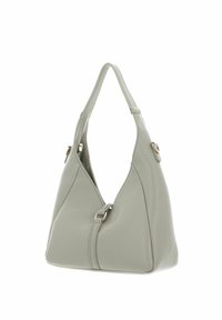 Sac à main en cuir gris clair avec une seule bandoulière et des détails minimalistes en boucle dorée sur fond blanc.