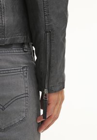 Gipsy by Mauritius Giacca di pelle - black