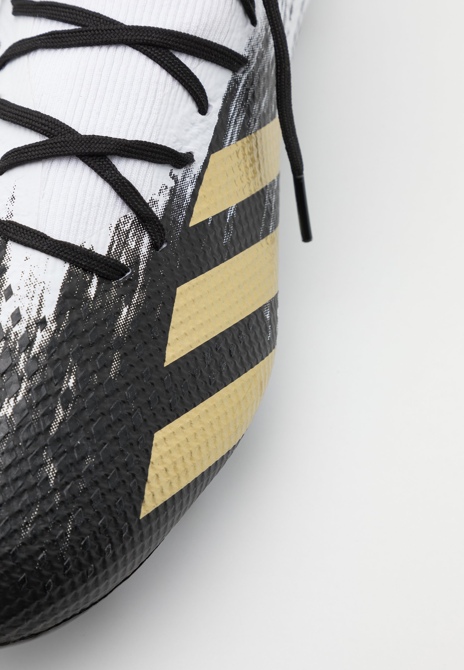 adidas Performance PREDATOR 20.3 FOOTBALL BOOTS MULTI GROUND -  Voetbalschoenen met kunststof noppen - footwear white/gold metallic/core  black/wit - Zalando.nl