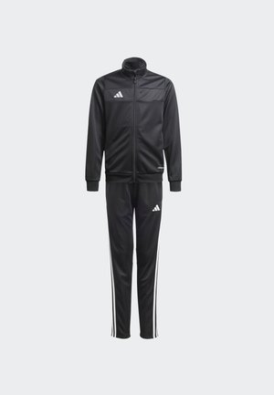 Schwarzer Trainingsanzug aus glattem Stoff. Die Jacke hat einen durchgehenden Reißverschluss mit hohem Kragen und weißen Streifen an den Ärmeln. Die Hose hat elastische Bündchen und Streifen.
