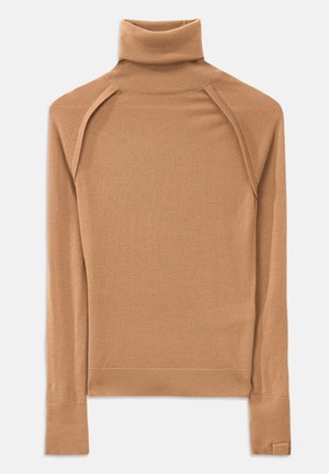Brown turtleneck sweater made of soft fabric, featuring raglan sleeves and a fitted silhouette. Ribbed cuffs and collar emphasize design.