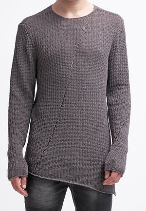 Stickad tröja - grey