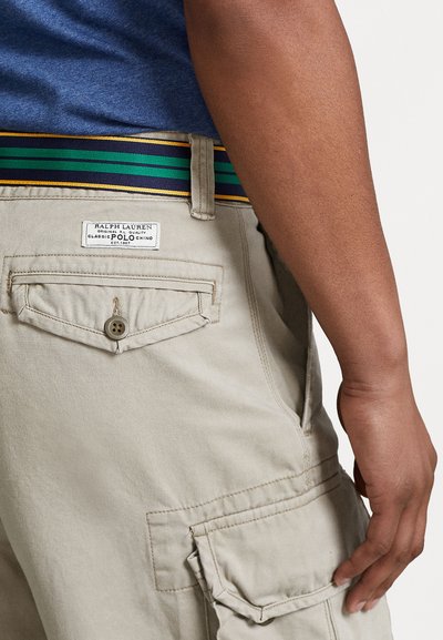 Polo Ralph Lauren 10.5 INCH CLASSIC FIT TWILL CARGO SHORT - Short - tan
