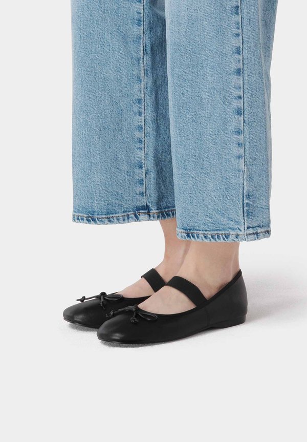 UNDER PARIS SKY - Klassischer Ballerina