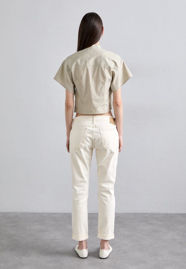 GRETCHEN - Button-down blouse2