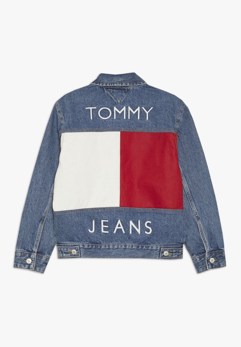 Ironisch rechtfertigen Dritte tommy hilfiger spijkerjas met logo Bluse Fragment Apfel