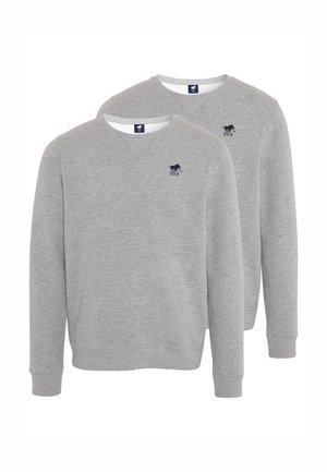 - Sweter