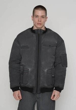 PANELLED BATTALION - Bomberjakke - black