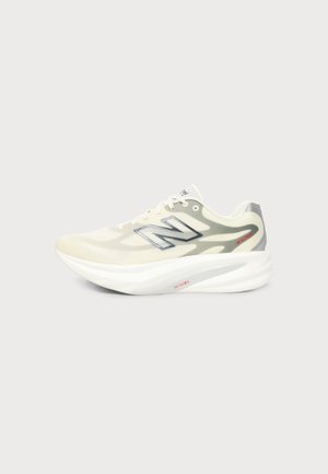 New Balance, SUPERCOMP REBEL V1 - Обувки за бягане по асфалт - angora slate grey