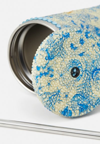 Versace DECORATIVE ITEMS UNDERWATER BAROCCO BICOLOR ALLOVER - Thermal flask - eggshell/blue
