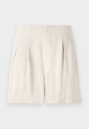 Shorts en lin beige clair avec un design ajusté, présentant des plis et une coupe droite et épurée. Texture lisse, sans matériel ou accents visibles.