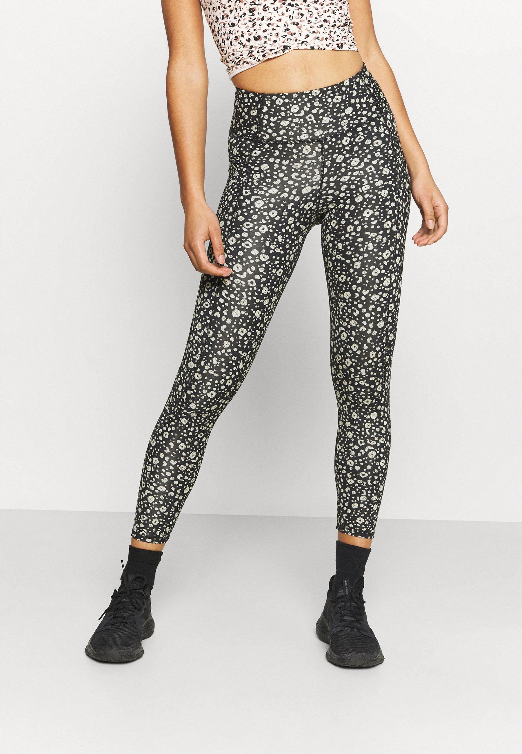 cotton on leopard tights