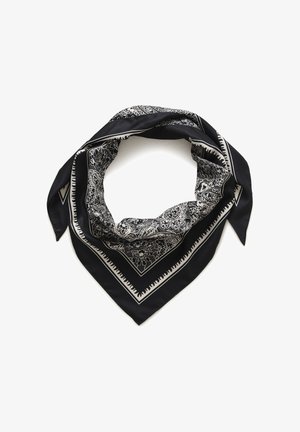 Juodo ir balto paisley raštuoto šilko bandana sulankstyta trikampiu formatu su sudėtingais gėlių ir geometriniais kraštų raštais.