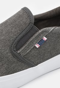Pier One Sapatilhas - dark grey