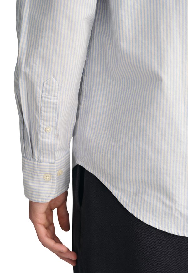 REG OXFORD BANKER STRIPE  - Shirt3
