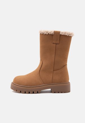 Friboo by Zalando, Зимни ботуши - light brown