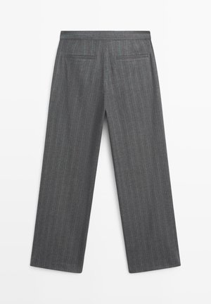 Gray pinstripe trousers, wide-leg design, made of textured fabric, featuring two back pockets and a straight, tailored fit.