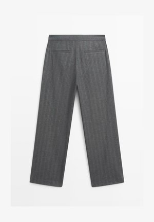 Gray pinstripe trousers, wide-leg design, made of textured fabric, featuring two back pockets and a straight, tailored fit.