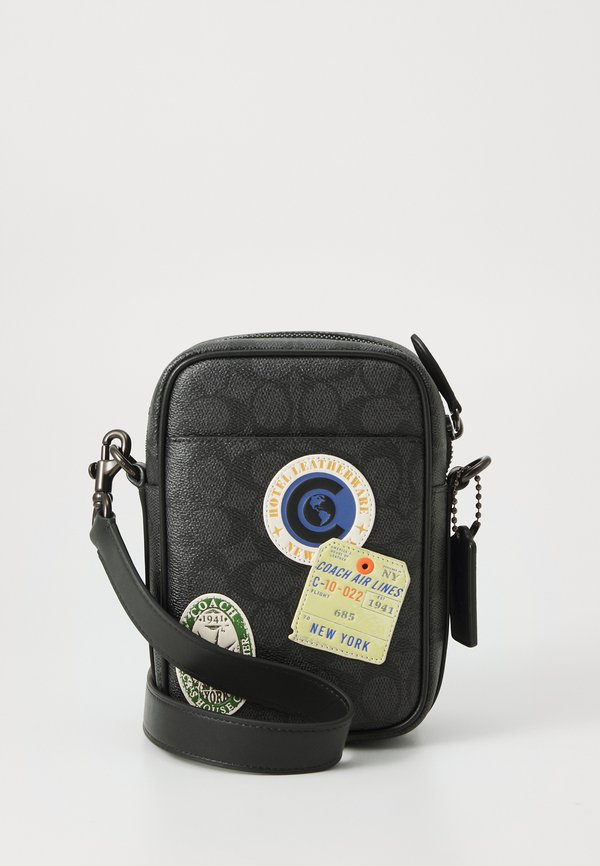 HITCH CROSSBODY IN SIGNATURE WITH PATCHES - Cross body bag - charcoal multi