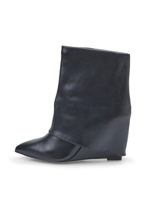 Stivaletti con tacco - nero