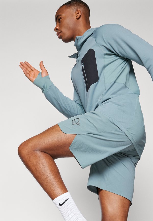 SENJA SHORTS - Sports shorts - trooper3