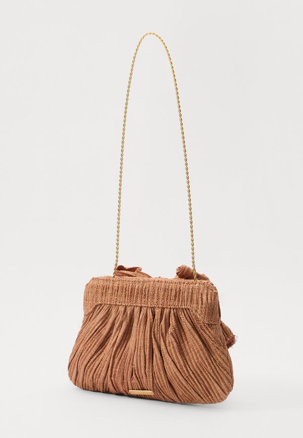 RAYNE PLEATED BOW CLUTCH - Cross body bag - blush3