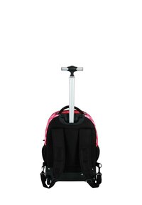 Mochila con ruedas negra con acentos rosas, mango retráctil de aluminio, correas de hombro acolchadas y superficie de tela texturizada.