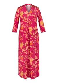 Lungo vestito floreale rosa con maniche a tre quarti, caratterizzato da grandi stampe botaniche gialle e arancioni e un design a scollo a V.