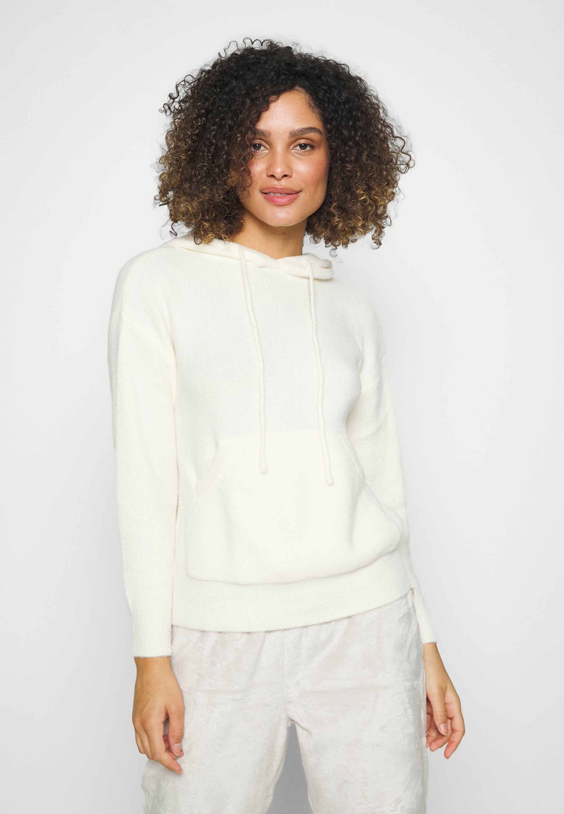 white fluffy sweatshirt