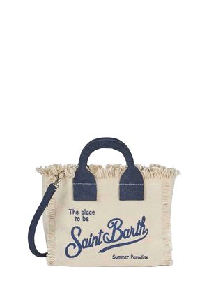 Borsa tote in tela beige con manici blu navy, bordo con frange e scritta "The place to be Saint Barth Summer Paradise" sul davanti.
