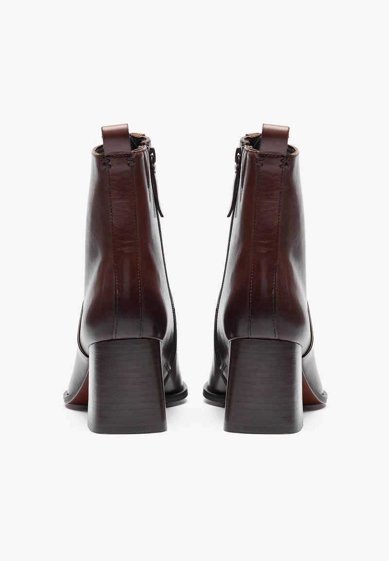 Stiefeletten Braun Zign Stiefelette Damen Zign Keilstiefelette Dk