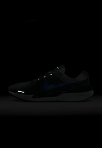 Nike Performance AIR ZOOM VOMERO 16 - Scarpe da corsa su strada - anthracite black white racer blue