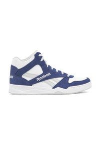 Baltas un zils Reebok augstās kedas ar zamšādas ieliktņiem, acu materiāla apkakli, baltām šņorēm un zīmola logo uz sāniem un papēža.