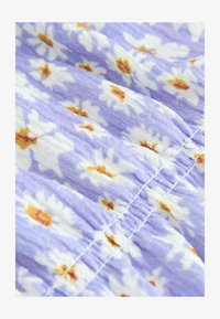 Geselecteerd, lilac purple floral