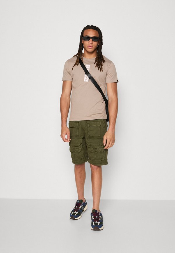 PP T - Print T-shirt - vintage sand3