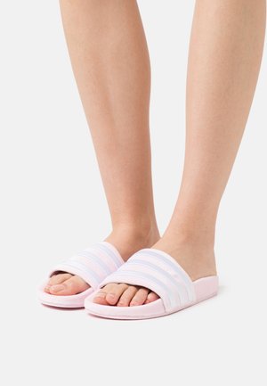 adidas Originals, Chaussons - pink