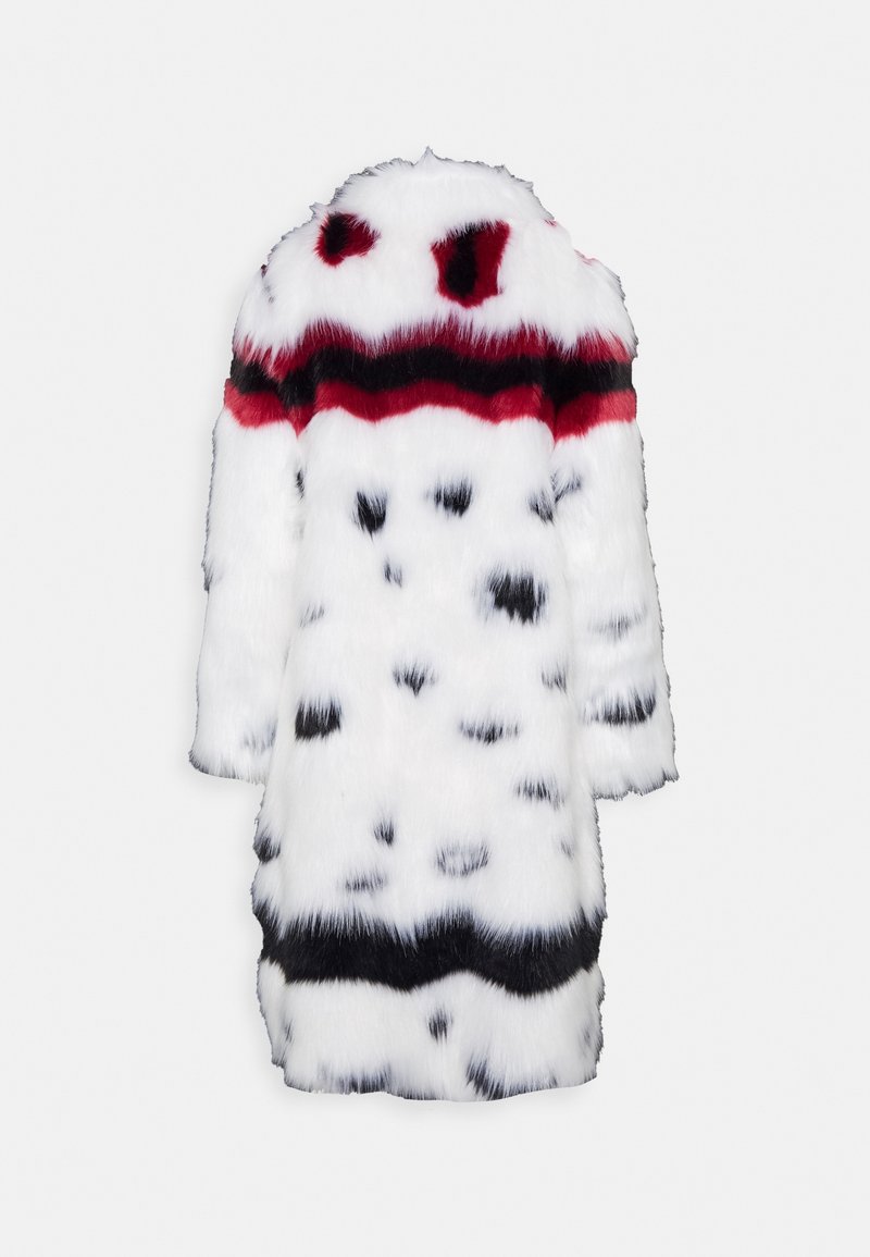 MARCIANO BY GUESS Winter coat white (Pre-owned)