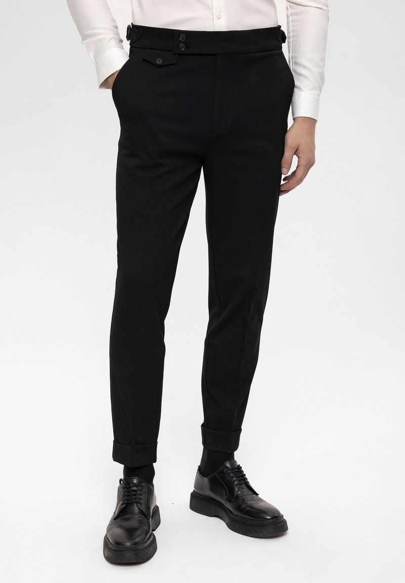 ANT Antioch Black Buttoned Collar Relax Fit Men's Shirt - Rodgau