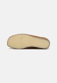 Thumbnail Image 8
